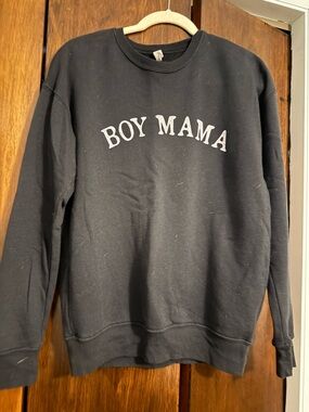 BOY MAMA Black Crewneck Sweatshirt - Women's Graphic Pullover